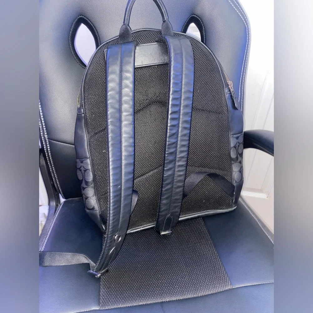 Coach backpack - Picture 2 of 6